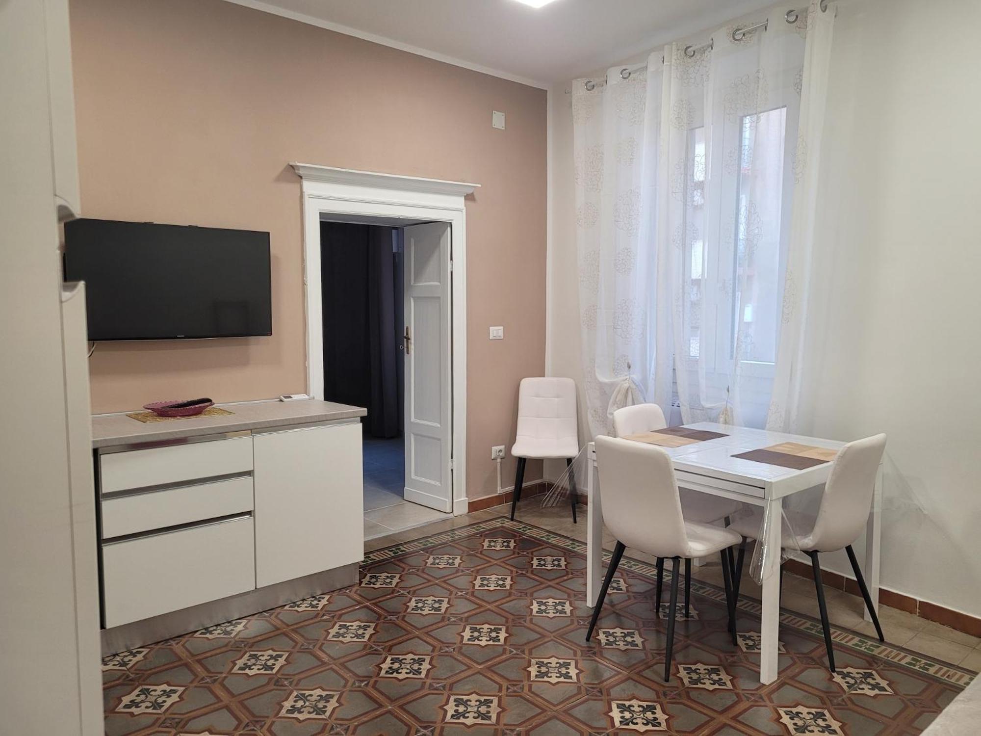 Domo Azuni Apartment ซัสซารี ภายนอก รูปภาพ